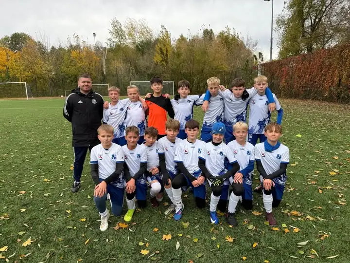 Mustang Ostaszewo wygrywa z Elaną II Toruń 2:0 w Młodziku D1